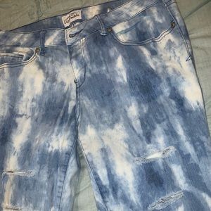 SOLD ‼️ Aeropostale Women Ashley Skinny Jeans...